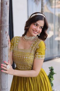 Nuevo Vestido Anarkali de Seda Bordado con Lentejuelas para Mujer, Listo para Usar, Estilo Indio para Fiestas - Product Image 6