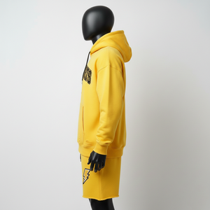 Conjunto de Sudadera con Capucha y Pantalones Cortos de Felpa de Algodón y Poliéster Amarillo para Hombre, con Logotipo Bordado y Apliques, Estilo Urbano - Product Image 3