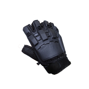 Gants de paintball haute performance conçus pour des conditions de jeu intenses, offrant une sécurité et une précision maximales. - Product Image 2