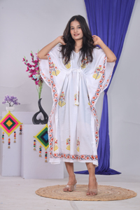 Vestido Kaftán Blanco con Estampado de Bloques, 100% Algodón, Corte Holgado, Estilo Boho, Largo hasta la Rodilla, Manga Murciélago, Cuello en V, Transpirable, para Eventos Formales - Product Image 3