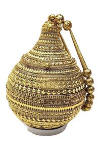 Pochette de soirée nuptiale exclusive sac Potli en métal de haute qualité pour une tenue de fête de mariage élégante - Product Image 4