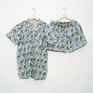 Ensemble de pyjama court élégant pour femme, imprimé floral, col en V, 100 % coton pur, respirant, doux, avec cordon de serrage, fermeture, été - Product Image 2