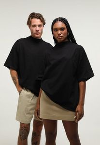 T-shirt basique noir en polyester tricoté pour homme, 220 grammes, col oversize, manches courtes, coupe ample, style streetwear décontracté, anti-rétrécissement, devant - Product Image 2