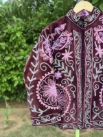 Veste d'hiver en velours tricoté brodé pour femme, faite à la main, motif floral vintage bohème, doublure en coton écologique, collection automne