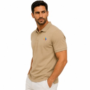 Polo homme tendance avec un design moderne, tissu doux, facile à porter, parfait pour le streetwear et les tenues quotidiennes, élégant et stylé. - Product Image 3