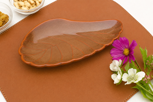 Plato Decorativo de Cerámica con Diseño de Hoja para Servir Aperitivos y Frutos Secos, Bandeja de Cerámica Rústica con Diseño de Hoja, Muy Solicitada - Product Image 4