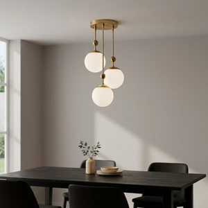 Lustre globe en laiton à 3 lumières, suspension décalée, luminaire de plafond moderne du milieu du siècle, éclairage décoratif pour la maison - Product Image 1