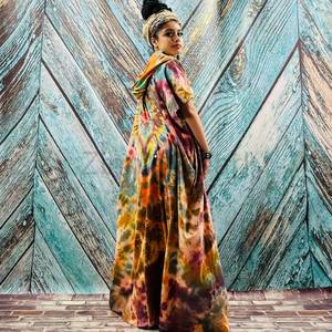 Nouvelle Collection 2025 – Kimono Robe Tie-Dye Fait Main Bandeau 1 Pièce – Tenue de Plage Bohème Coupe Classique Écoresponsable pour Vacances d'Été Femme - Product Image 3