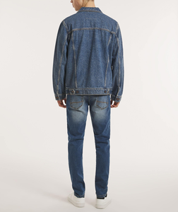 Veste en jean classique pour homme, bleu uni, col rabattu, boutons sur le devant, style décontracté, vêtement d'automne, coupe régulière, matière en coton - Product Image 4