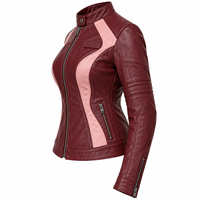 Blouson en cuir pour femme, bordeaux et rose contrastant, avec panneaux latéraux, col montant, fermeture éclair, coupe ajustée, style motard