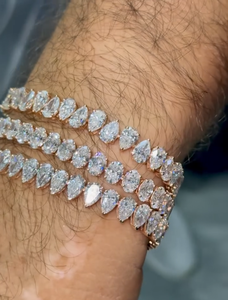 Pulsera de tenis de plata con diamantes cultivados en laboratorio, piedras de corte pera, joyería de lujo, regalo para mujer, diseño elegante y brillante para uso diario. - Product Image 6