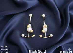 Pendientes Elegantes de Estilo Antiguo con Acabado Dorado, Joyería de Fiesta para Mujer, Perfectos para Bodas, Eventos Festivos y Ocasiones Especiales - Product Image 5