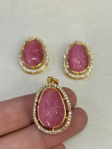 Conjunto de Colgante de Piedra Tallada Rosa, Chapado en Oro de 22K, Joyería Nupcial India Tradicional, Collar de Boda, Regalo para Ella - Product Image 2