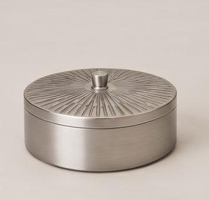Caja Redonda Plateada de Lujo para Frutos Secos, Contenedor de Hierro con Diseño de Rayos de Sol para Almacenamiento de Dátiles, con Tapa con Perilla, Envase de Hojalata para Regalos Corporativos - Product Image 3