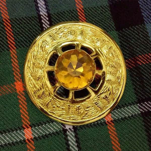 Broches celtiques écossaises OEM ODM à motif écossais, avec pierre jaune et finition dorée, 3 pouces, vente en gros 2026 - Product Image 1