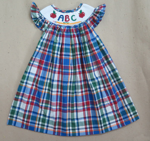 ชุดเดรสลายสก๊อตสำหรับเด็ก ปักลายตัวอักษร ABC ลายแอปเปิ้ล - Product Image 1
