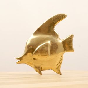 Pièce décorative élégante en laiton en forme de poisson, d'inspiration artistique océanique, pour la maison, le bureau et l'intérieur des restaurants - Product Image 5