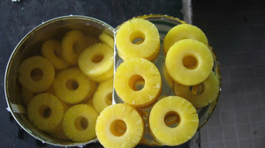 Tranches d'ananas en conserve en emballage en vrac |   Ananas tropical frais et sucré pour l'industrie alimentaire - Product Image 1