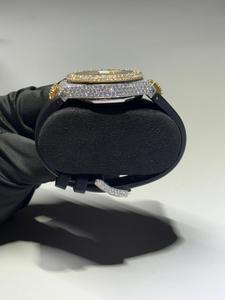 นาฬิกาควอตซ์กันน้ำ ดีไซน์เรียบหรู สายยาง หน้าปัดตัวเลข พร้อมตัวล็อคแบบซ่อน สำหรับผู้ชายและผู้หญิง เหมาะสำหรับการใช้งานแบบมืออาชีพ - Product Image 2