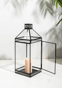 Juego de Dos Faroles Decorativos Negros para Velas, Ideales para Decoración Navideña, Habitaciones de Huéspedes y Entradas Elegantes del Hogar, Hechos en India - Product Image 4