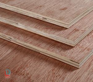 Feuille de contreplaqué commercial de style de conception moderne du Vietnam pour le matériel de pin de meubles avec la tolérance d'épaisseur de 0.5mm - Product Image 1