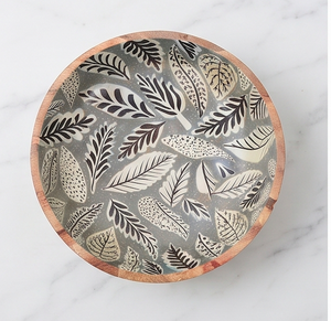 Bol à salade en bois fait main avec motif de feuilles noires à l'intérieur, bol rond pour servir les fruits, pour la maison et la table - Product Image 2