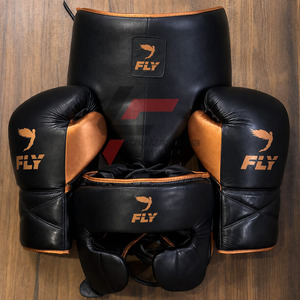 Nouvel ensemble de boxe noir et or, modèle professionnel, avec gants de boxe en cuir véritable, protection tête et entrejambe, pour entraînement et sparring. - Product Image 2
