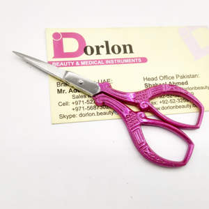 กรรไกรแต่งหน้าสแตนเลส อุปกรณ์เสริมความงาม กรรไกรปักผ้า กรรไกรงานฝีมือ กรรไกรเย็บผ้าสไตล์วินเทจ กรรไกรตัดแต่งคิ้วพร้อมโลโก้สั่งทำ - Product Image 3