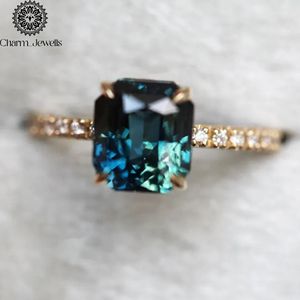 Bague de fiançailles pour femme Charm_Jewells en argent avec moissanite taille coussin, sertissage classique à griffes, style géométrique, certifiée IGI, 3 grammes - Product Image 5