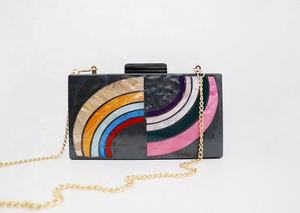 Bolso de Mano Elegante y Versátil para Mujer, Diseño de Un Solo Hombro con Tiras Cruzadas de Colores, Acrílico, con Perlas, Ideal para Cenas - Product Image 4