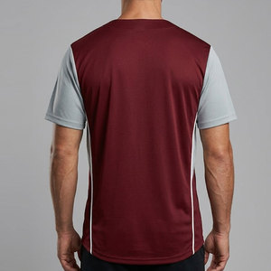 Maillot de baseball de qualité supérieure Tissu doux Finition lisse Idéal pour les sports d'équipe et les activités de plein air - Product Image 4
