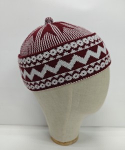 Chapeau de prière musulman brodé de qualité supérieure, en coton tricoté 100%, taille personnalisée, disponible en plusieurs couleurs, idéal pour les voyages. - Product Image 1