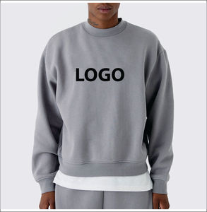 เสื้อสเวตเชิ้ตคอกลมผู้ชายทรงหลวม ผ้าฝ้าย 100% หนานุ่ม ย้อมสีพื้น ปักโลโก้ตามแบบ OEM สำหรับใส่ลำลองในฤดูหนาว - Product Image 1