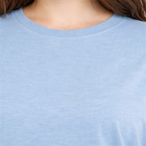Camiseta de algodón extragrande para mujer, lisa, con cuello redondo, holgada, informal, de tela suave y transpirable. - Product Image 4