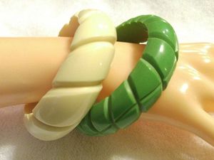 Handmade H a CRAFT Resin <b>Bangles</b> & <b>Bracelets</b> Classic Party Wear with Carved Floral Design for Women - Product Image 6
