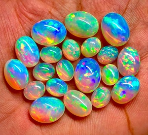 Gema de Ópalo Natural Ovalado Cabujón Pulido Opalescente para Fabricación de Joyas Lote de Gemas Sueltas Ópalo Welo Lote de Gemas de Fuego Superior - Product Image 5