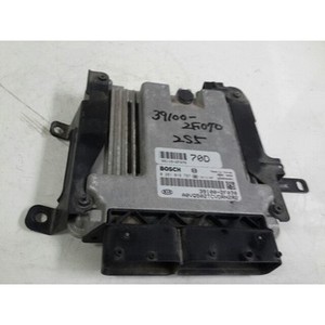 ECUs y Módulos de Computación Usados para Carnaval 391002F070 - Product Image 2