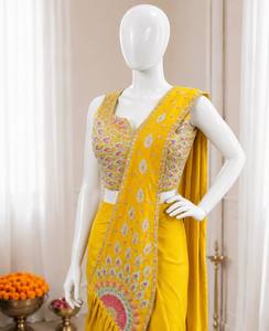 Sari de Seda Crepé Premium Amarillo Bordado con Diseño de Pallu Estampado para Bodas y Fiestas Indias, Ropa Étnica Femenina - Product Image 5
