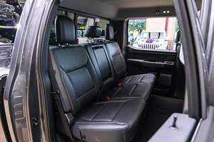 Listo para Enviar: Ford F-350 Super Duty Lariat 2025, Equipamiento Completo, Título Limpio, Usado - Product Image 4