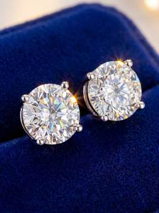 Boucles d'oreilles en diamant rond brillant cultivé en laboratoire avec placage or jaune, blanc et rose 18 carats, design minimaliste unisexe - Product Image 5