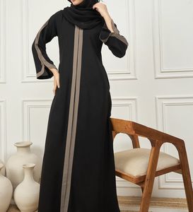 Beautiful Black Modern New Style Modest Abaya Robe Islamic Clothing Front Open Muslim Women Long Dress Polyester Floral V Neck - Product Image 1