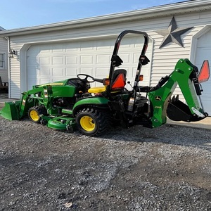 Tracteur compact 4x4 John Deere 1026R d'occasion de qualité pour petites exploitations agricoles, performances robustes et livraison rapide - Product Image 2