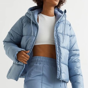 Chaqueta Acolchada de Invierno para Mujer, con Capucha, Tejida, Personalizada, Impermeable, Cortavientos, de Secado Rápido, Transpirable y Aislante, Venta al Por Mayor - Product Image 3