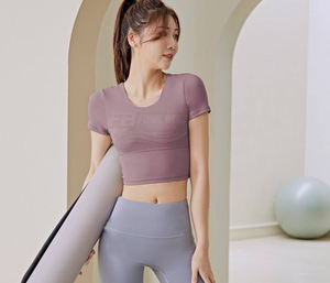 Camiseta Deportiva de Secado Rápido, Top Corto con Relleno en el Pecho, Sensación de Segunda Piel, Transpirable, Ropa de Yoga de Manga Corta - Product Image 5