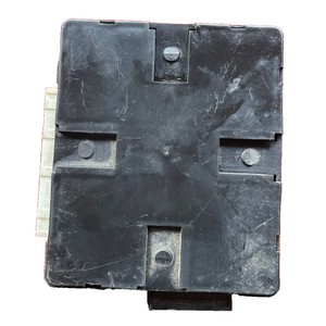 Piezas de automóvil usadas compatibles con el módulo Kia ETACS 95400-3E110 FM BL. Piezas de automóvil coreanas usadas. - Product Image 5