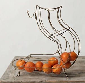 Cesta de Frutas de Alambre Metálico de Diseño Novedoso, Cesta de Almacenamiento de Forma Geométrica para Exhibición en la Cocina - Product Image 2