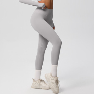 Shorts Deportivos de Cintura Alta, Tejidos, de Color Sólido, con Bolsillos, Elásticos, Transpirables, de Secado Rápido, Cómodos para Usar en Todas las Estaciones - Product Image 2