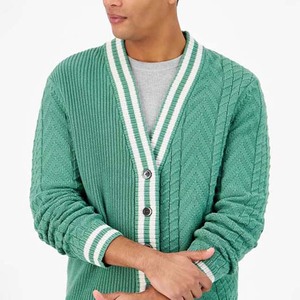 Pulls en laine/cachemire anti-boulochage personnalisés de qualité supérieure pour les sororités, les fraternités, les écoles, les collèges et les universités, avec logos personnalisés pour femmes - Product Image 4