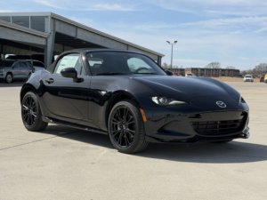 Mazda MX-5 2026 Miata Club RWD Convertible de Lujo Premium - Product Image 5