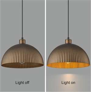 Fabricant de lampes suspendues en métal côtelé sur mesure, offrant des luminaires de plafond en dôme cannelé en gros, OEM. - Product Image 4
